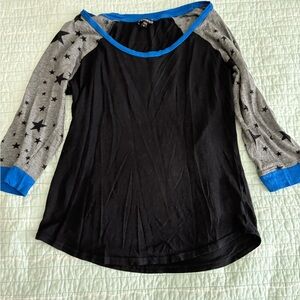 Express - Elbow Length Shirt.